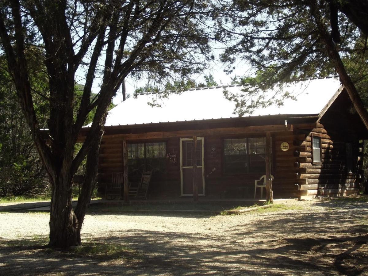 A Peace Of Heaven Cabins And Rv Vanderpool Zewnętrze zdjęcie