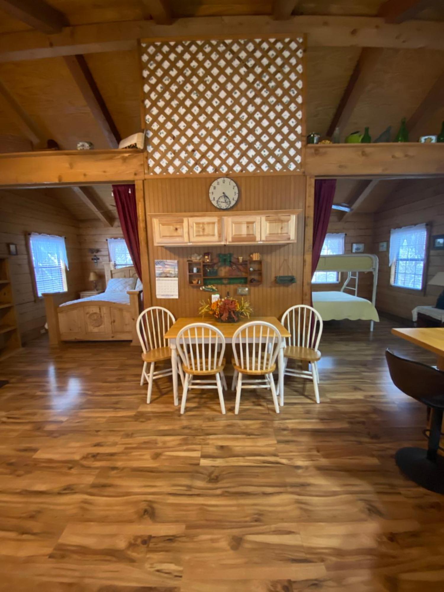 A Peace Of Heaven Cabins And Rv Vanderpool Zewnętrze zdjęcie